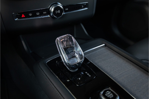 Volvo XC90 2.0 T8 Plug-in hybrid AWD Ultra Dark Luchtvering- Bowers & Wilkins