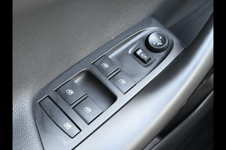 Opel Astra Sports Tourer 1.2 Business Elegance ✓1e Eigenaar✓110pk✓Carplay✓Camera✓Navi✓Clima✓Cruise✓Halfleder✓Comfortstoel✓Pdc V+A✓6 Bak✓Dealer Onderhouden✓Keyless✓Lm velgen✓N.A.P✓Apk tot 06-2027