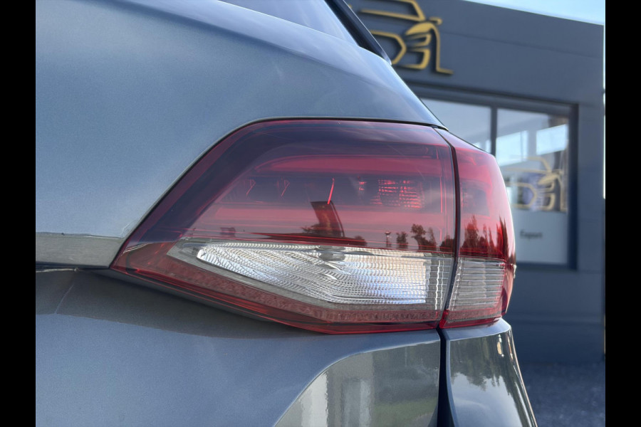 Opel Astra Sports Tourer 1.2 Business Elegance ✓1e Eigenaar✓110pk✓Carplay✓Camera✓Navi✓Clima✓Cruise✓Halfleder✓Comfortstoel✓Pdc V+A✓6 Bak✓Dealer Onderhouden✓Keyless✓Lm velgen✓N.A.P✓Apk tot 06-2027