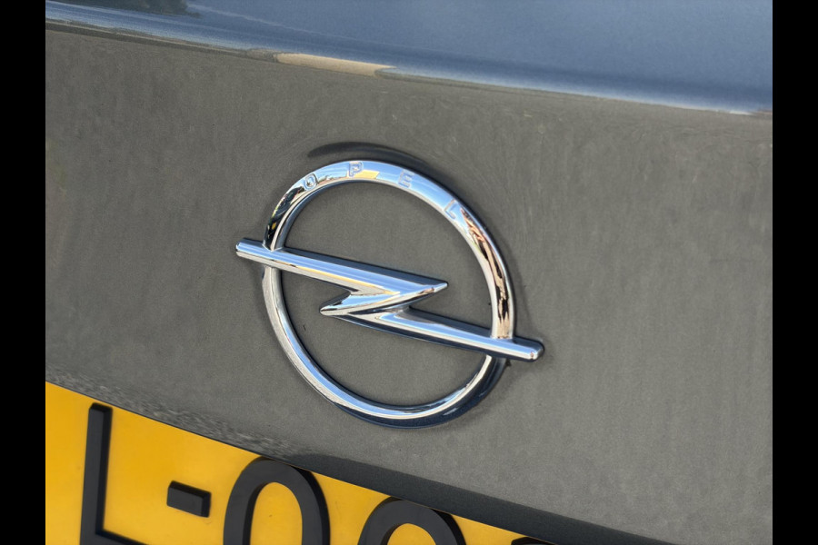 Opel Astra Sports Tourer 1.2 Business Elegance ✓1e Eigenaar✓110pk✓Carplay✓Camera✓Navi✓Clima✓Cruise✓Halfleder✓Comfortstoel✓Pdc V+A✓6 Bak✓Dealer Onderhouden✓Keyless✓Lm velgen✓N.A.P✓Apk tot 06-2027