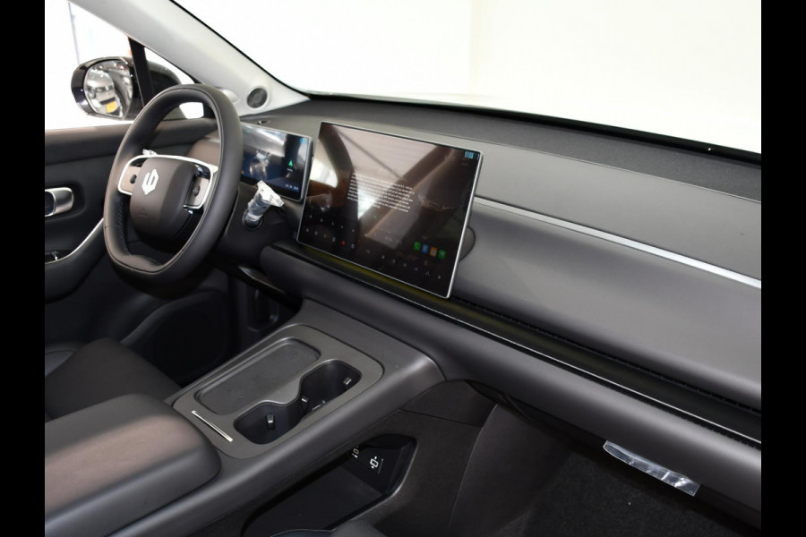 Leapmotor C10 Design ProMax 81.9 kWh | Voorraad korting | Navigatie | 510KM WLTP | Camera