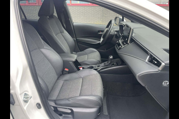 Toyota Corolla Touring Sports 1.8 Hybrid TeamNL / trekhaak / camera