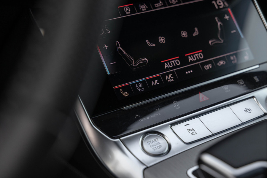 Audi A6 Avant 55 TFSI Quattro 340pk S-line Luchtv. HD-Matrix 4-wielsturing Standkachel ACC