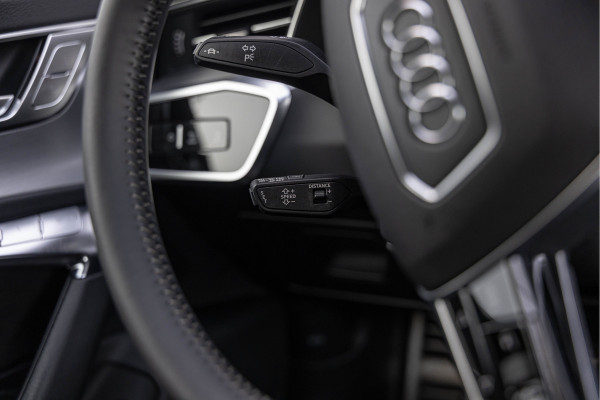 Audi A6 Avant 55 TFSI Quattro 340pk S-line Luchtv. HD-Matrix 4-wielsturing Standkachel ACC
