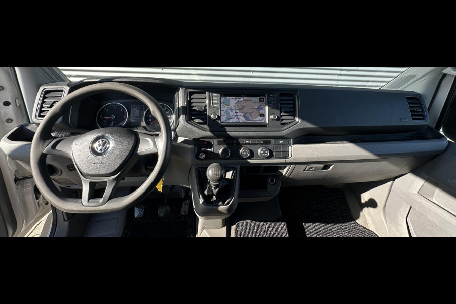 Volkswagen Crafter 35 2.0 TDI RWD L2H2 DC Dubbele cabine Highline 177pk achterwielaanrijving 3500kg trekgewicht