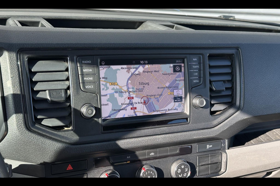 Volkswagen Crafter 35 2.0 TDI RWD L2H2 DC Dubbele cabine Highline 177pk achterwielaanrijving 3500kg trekgewicht