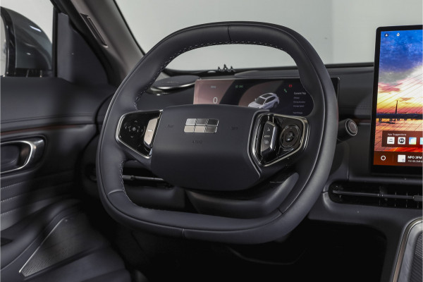 GEELY Starray EM-i 1.5 Max+ PHEV | 136km Elektrisch |S/K-Panodak | 360 Camera | NAV+App. Connect | V2L | Warmtepomp | HUD | Stoelverwarming & verkoeling | Memory | Elek. klep | Flyme | LM 19" | 7080
