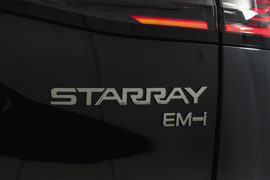 GEELY Starray EM-i 1.5 Max+ PHEV | 136km Elektrisch |S/K-Panodak | 360 Camera | NAV+App. Connect | V2L | Warmtepomp | HUD | Stoelverwarming & verkoeling | Memory | Elek. klep | Flyme | LM 19" | 7080