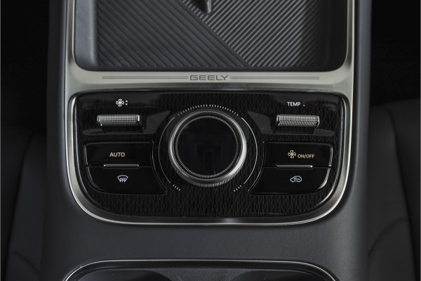 GEELY Starray EM-i 1.5 Max+ PHEV | 136km Elektrisch |S/K-Panodak | 360 Camera | NAV+App. Connect | V2L | Warmtepomp | HUD | Stoelverwarming & verkoeling | Memory | Elek. klep | Flyme | LM 19" | 7080