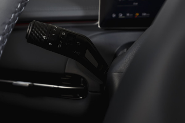 GEELY Starray EM-i 1.5 Max+ PHEV | 136km Elektrisch |S/K-Panodak | 360 Camera | NAV+App. Connect | V2L | Warmtepomp | HUD | Stoelverwarming & verkoeling | Memory | Elek. klep | Flyme | LM 19" | 7080