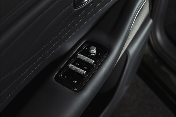 GEELY Starray EM-i 1.5 Max+ PHEV | 136km Elektrisch |S/K-Panodak | 360 Camera | NAV+App. Connect | V2L | Warmtepomp | HUD | Stoelverwarming & verkoeling | Memory | Elek. klep | Flyme | LM 19" | 7080