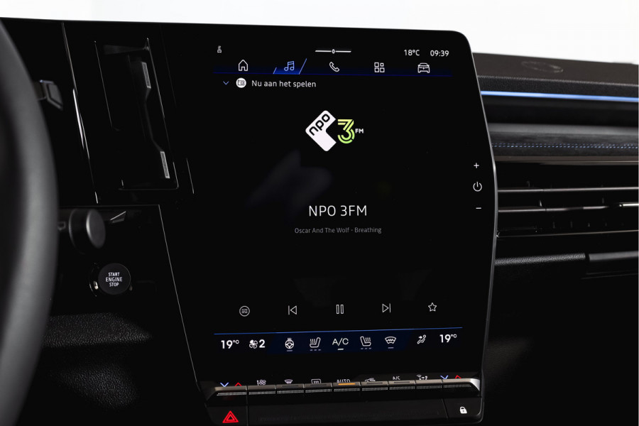 Renault Austral 1.2 E-Tech full hybrid 200 esprit Alpine | 360 Camera | Elek. Stoelen | Winterpack | Dig. Cockpit | Adapt. Cruise | PDC | NAV+App. Connect | ECC | LM 20" | 5819