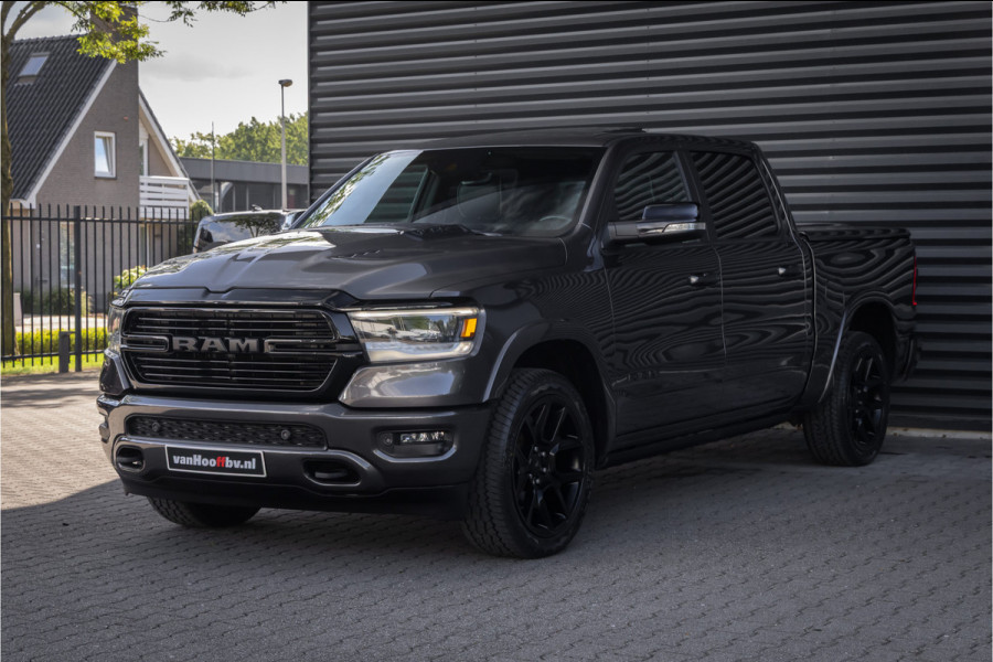 Dodge Ram 1500 5.7 V8 4x4 Crew Cab Laramie Pano - Harman Kardon - Trekhaak