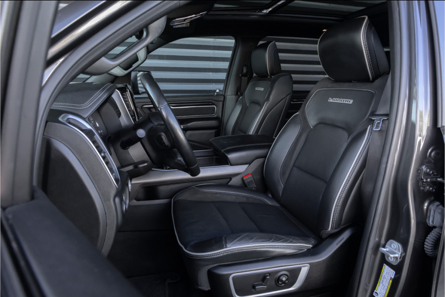 Dodge Ram 1500 5.7 V8 4x4 Crew Cab Laramie Pano - Harman Kardon - Trekhaak