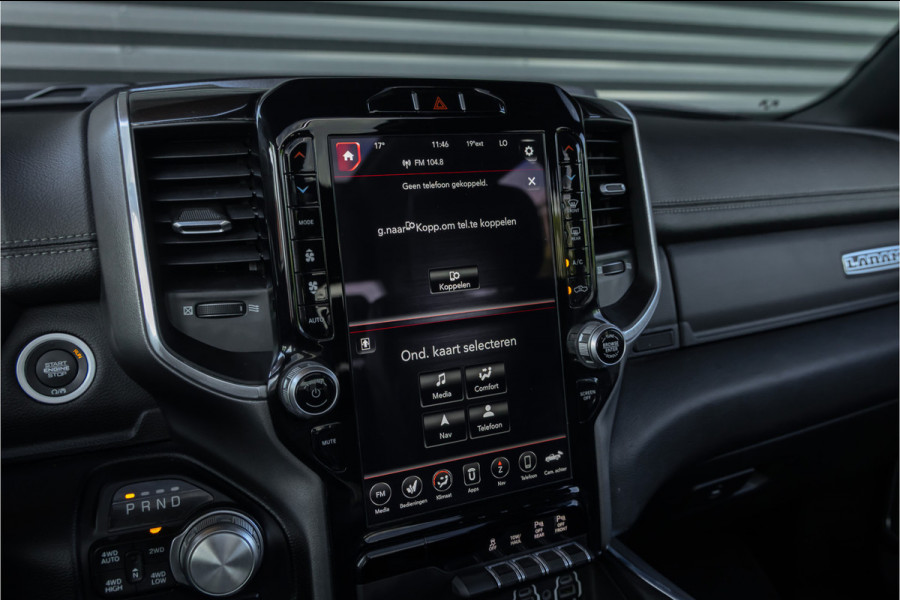 Dodge Ram 1500 5.7 V8 4x4 Crew Cab Laramie Pano - Harman Kardon - Trekhaak