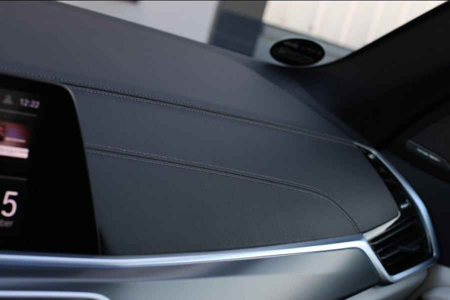 BMW X5 XDrive45e M-Sport *Pano*Massage*4-Wiel besturing*Trekhaak*H/K*