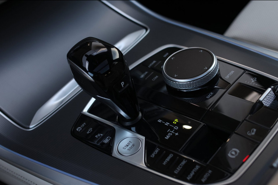 BMW X5 XDrive45e M-Sport *Pano*Massage*4-Wiel besturing*Trekhaak*H/K*