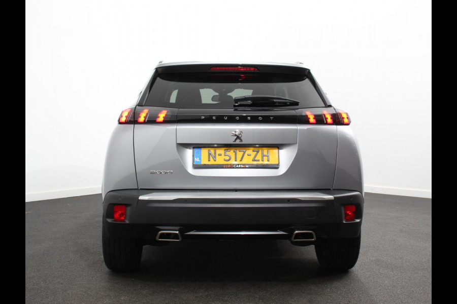 Peugeot 2008 1.2 PureTech Allure Navigatie Cruise control Lichtmetalen velgen Climate control Parkeersensor achter Apple Carplay/ Android auto Camera