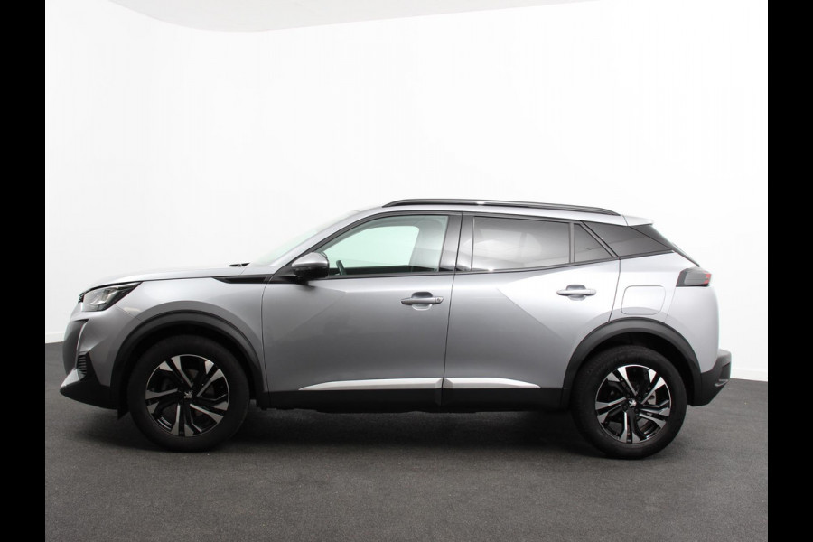 Peugeot 2008 1.2 PureTech Allure Navigatie Cruise control Lichtmetalen velgen Climate control Parkeersensor achter Apple Carplay/ Android auto Camera
