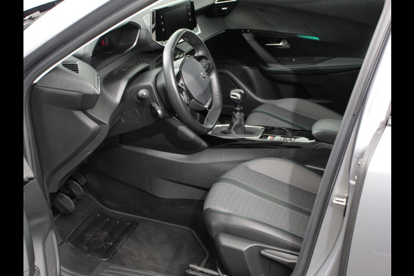 Peugeot 2008 1.2 PureTech Allure Navigatie Cruise control Lichtmetalen velgen Climate control Parkeersensor achter Apple Carplay/ Android auto Camera