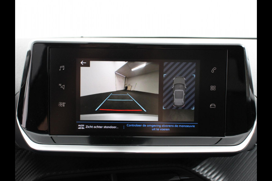 Peugeot 2008 1.2 PureTech Allure Navigatie Cruise control Lichtmetalen velgen Climate control Parkeersensor achter Apple Carplay/ Android auto Camera