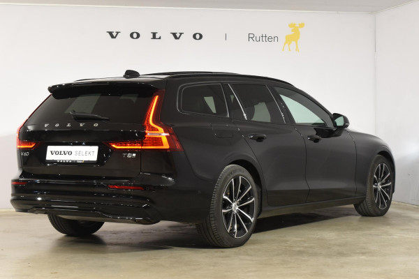 Volvo V60 T8 455PK Plug-in hybrid AWD Plus Dark / 360 Camera / Harman Kardon / Head-up display / Panorama schuifdak / Stoel- en stuurverwarming / Trekhaak / Elektrische stoelen met geheugen