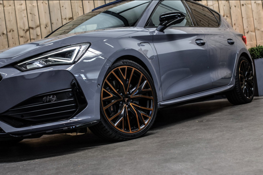 CUPRA Leon 1.4 e-Hybrid VZ Performance *Pano*Leder*Camera*DCC*ACC*