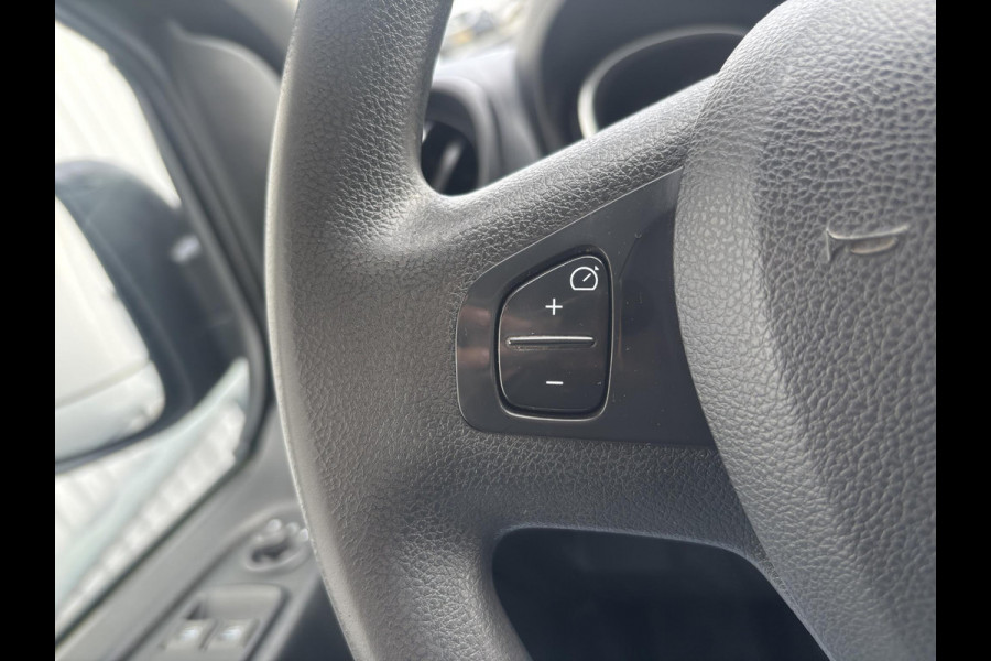 Renault Trafic 2.0 dCi 120 T29 L2H1*HAAK*CAM*A/C*CRUISE*IMPERIAAL