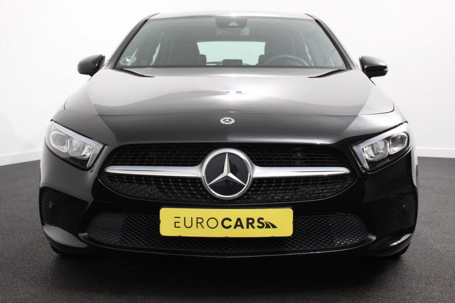 Mercedes-Benz A-Klasse 180 7-DCT Progressive Style Plus Navigatie Climate Control Camera Led 17"Lichtmetalen velgen Dab Half Leder Cruise control