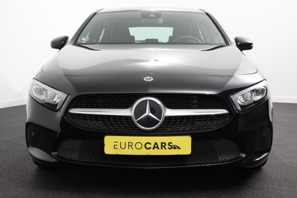 Mercedes-Benz A-Klasse 180 7-DCT Progressive Style Plus Navigatie Climate Control Camera Led 17"Lichtmetalen velgen Dab Half Leder Cruise control