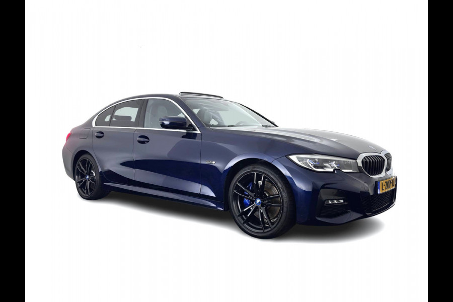 BMW 3-serie 320e M-Sport-Styling Business Edition Plus (Plug-In) {SoH-88%} (INCL-BTW) Aut. * PANO | LEATHER | FULL-LED | HEATED-SPORTSEATS | NAVI-FULLMAP | KEYLESS | PRIVACY-GLASS | HIFI-SOUND | ECC | PDC | SHIFTPADDLES | DAB | CARPLAY |  CRUISE | 19''ALU*