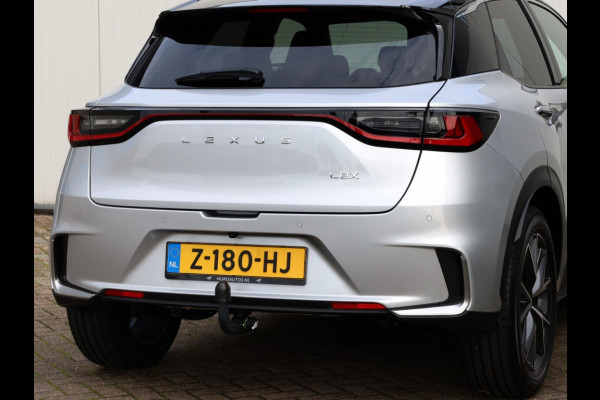 Lexus LBX 1.5 Cool 2WD | Tech Pack | NL-Auto | Trekhaak |