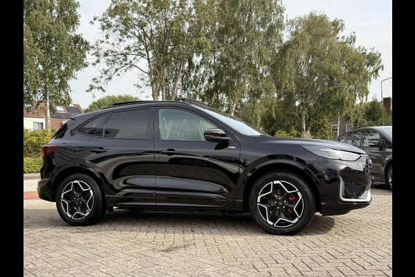 Ford Kuga 2.5 PHEV ST-Line X 243pk | Panoramadak | Wegklapbare trekhaak | Head up Display | Adaptive LED | Bang&Olufsen | AGR-stoelen | 2.100 kg trekgewicht