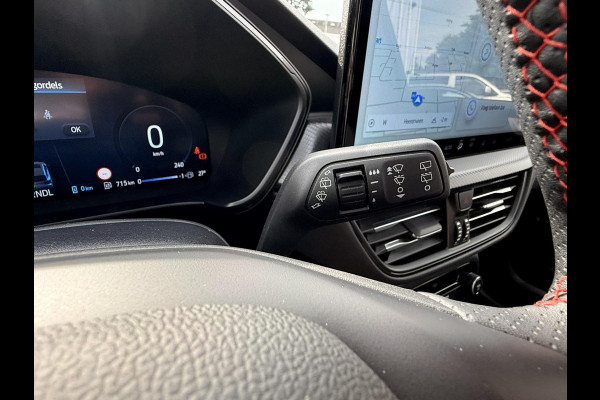 Ford Kuga 2.5 PHEV ST-Line X 243pk | Panoramadak | Wegklapbare trekhaak | Head up Display | Adaptive LED | Bang&Olufsen | AGR-stoelen | 2.100 kg trekgewicht