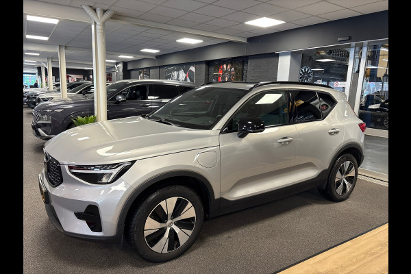Volvo XC40 1.5 T5 Plug-in hybrid Plus Dark /pano/memory/navi/harman kardonc/camera