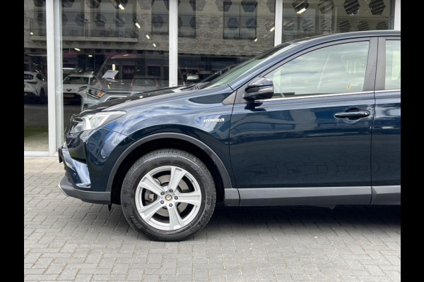 Toyota RAV4 2.5 Hybrid Style | Trekhaak, Dodehoekherkenning, Navigatie, Parkeersensoren, Elektrische achterklep, Startknop