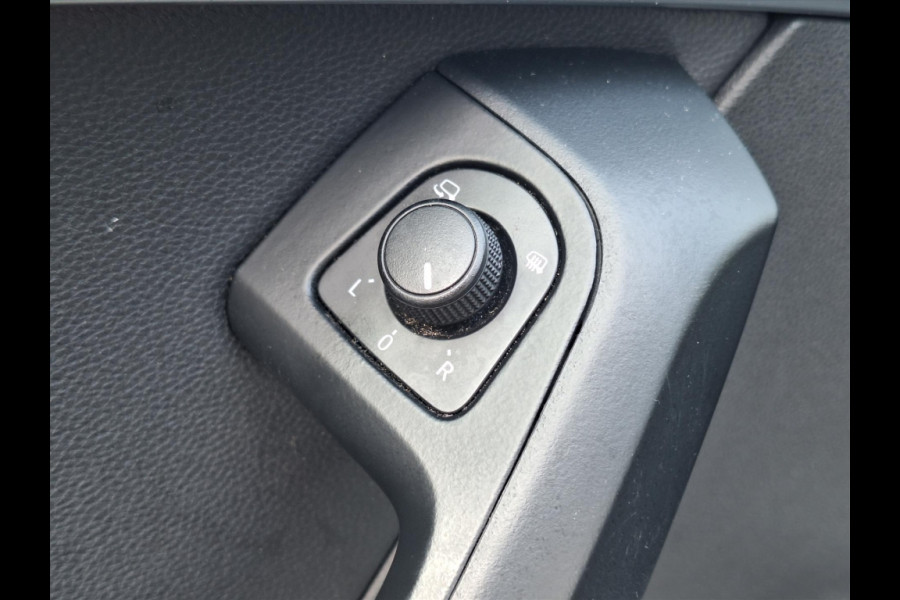 Seat Ateca 1.0 EcoTSI Limited Edition | Trekhaak, Panoramadak, Navigatie, LED, Parkeersensoren, Apple CarPlay/Android Auto