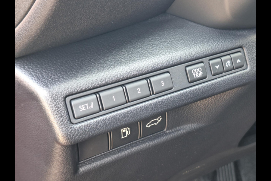 Lexus LBX 1.5 Hybrid Relax Advanced Pack | Mark Levinson, Head up display, Leer, Geheugenfunctie, Stoel + Stuurverwarming