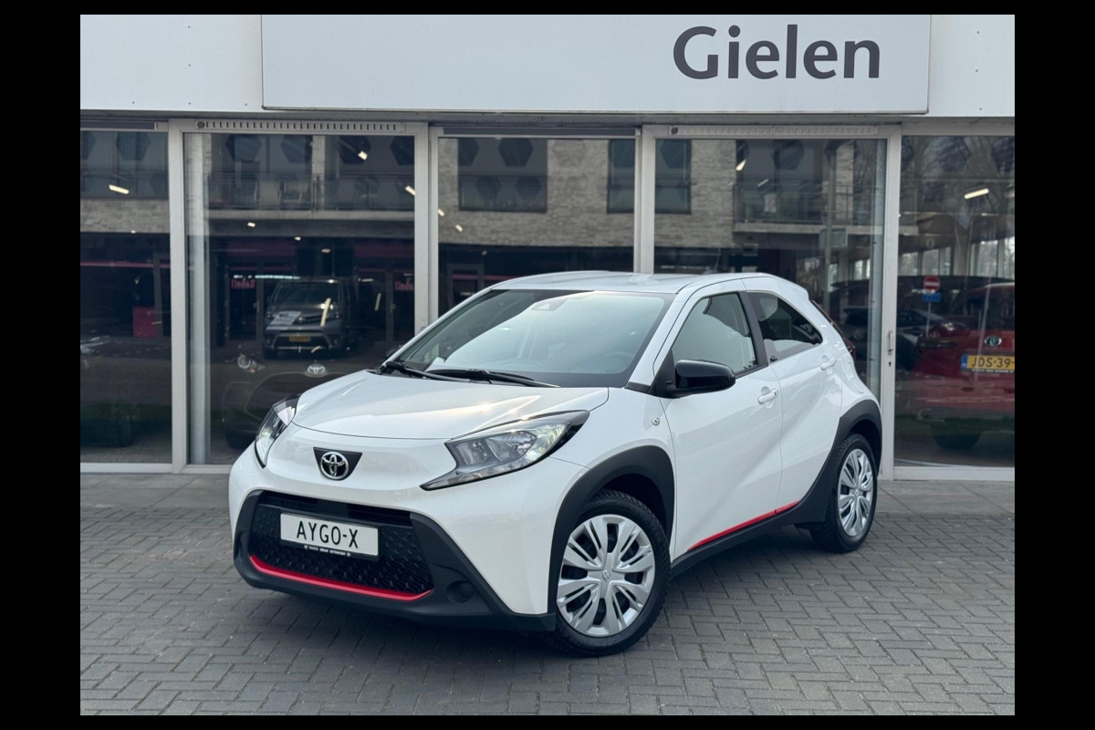 Toyota Aygo X 1.0 VVT-i MT Play Plus | Keyless, Startknop, Stoelverwarming, Climate control, Apple CarPlay/Android Auto