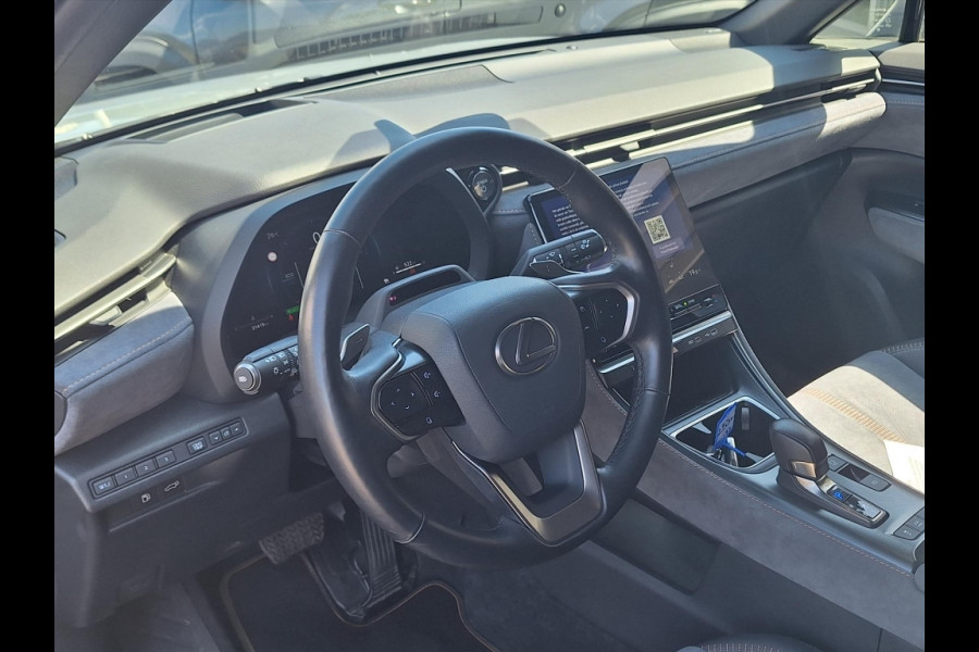 Lexus LBX 1.5 Hybrid AWD Cool Advanced pack | Alle opties, 4X4, Mark Levinson, Geheugenfunctie, Head up dispay, 360 Camera, Uniek!
