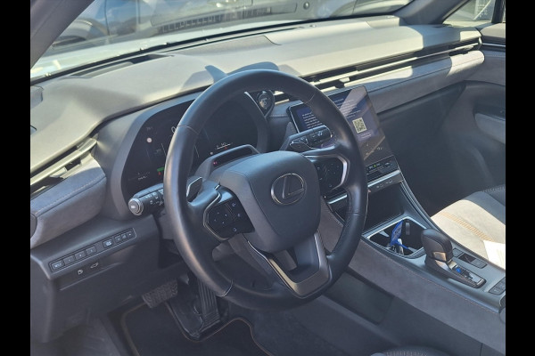 Lexus LBX 1.5 Hybrid AWD Cool Advanced pack | Alle opties, 4X4, Mark Levinson, Geheugenfunctie, Head up dispay, 360 Camera, Uniek!