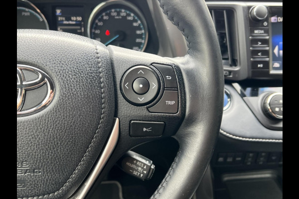 Toyota RAV4 2.5 Hybrid AWD Executive | Leer, Geheugenfunctie, 360 camera, Stoel + Stuurverwarming, Dodehoekherkenning, 1.650KG Trekgewicht