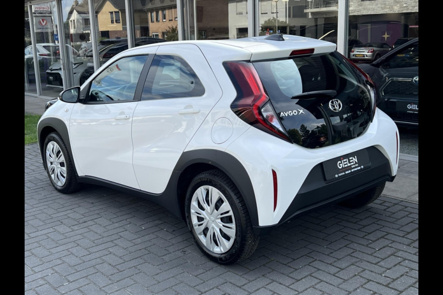 Toyota Aygo X 1.0 VVT-i S-CVT Automaat Business | Stoelverwarming, Apple CarPlay/Android Auto, Airco, Parkeercamera