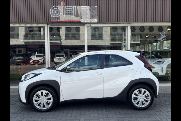 Toyota Aygo X 1.0 VVT-i S-CVT Automaat Business | Stoelverwarming, Apple CarPlay/Android Auto, Airco, Parkeercamera