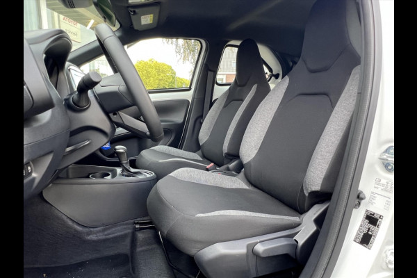 Toyota Aygo X 1.0 VVT-i S-CVT Automaat Business | Stoelverwarming, Apple CarPlay/Android Auto, Airco, Parkeercamera