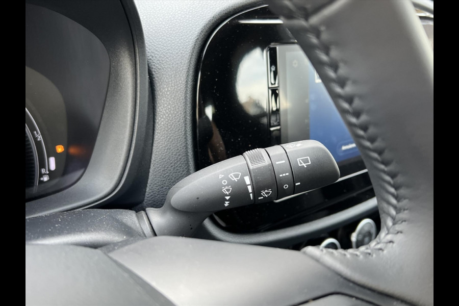 Toyota Aygo X 1.0 VVT-i S-CVT Automaat Business | Stoelverwarming, Apple CarPlay/Android Auto, Airco, Parkeercamera