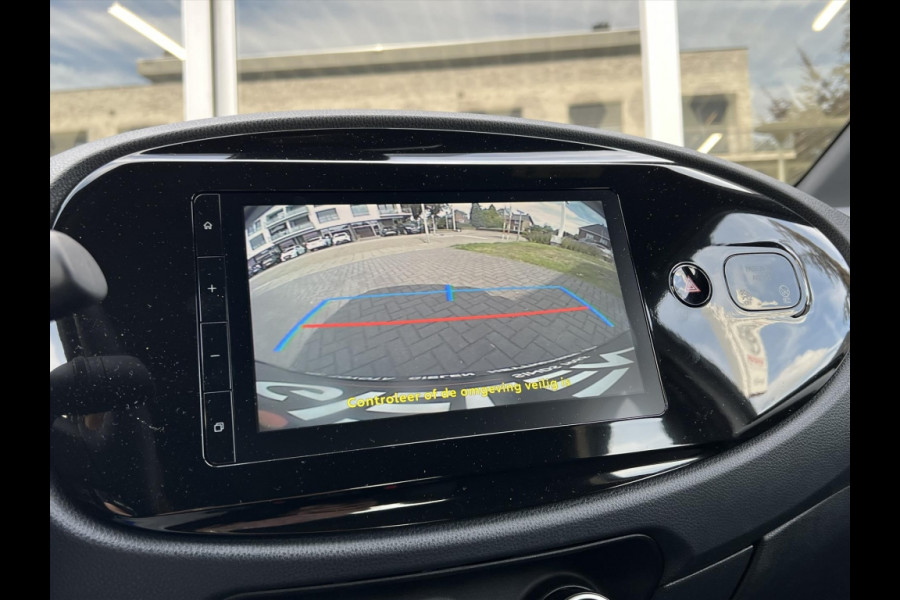 Toyota Aygo X 1.0 VVT-i S-CVT Automaat Business | Stoelverwarming, Apple CarPlay/Android Auto, Airco, Parkeercamera