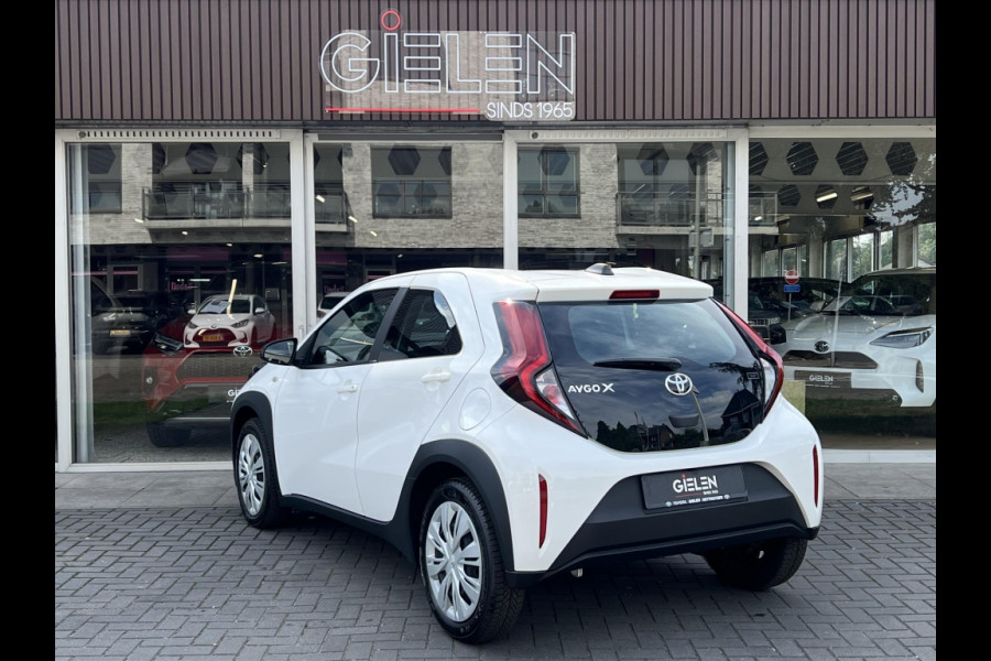 Toyota Aygo X 1.0 VVT-i S-CVT Automaat Business | Stoelverwarming, Apple CarPlay/Android Auto, Airco, Parkeercamera