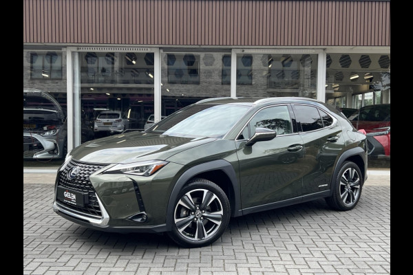Lexus UX 250h Preference Line | Trekhaak, Dodehoekherkenning, 18 inch, Parkeersensoren, Stoel + Stuurverwarming