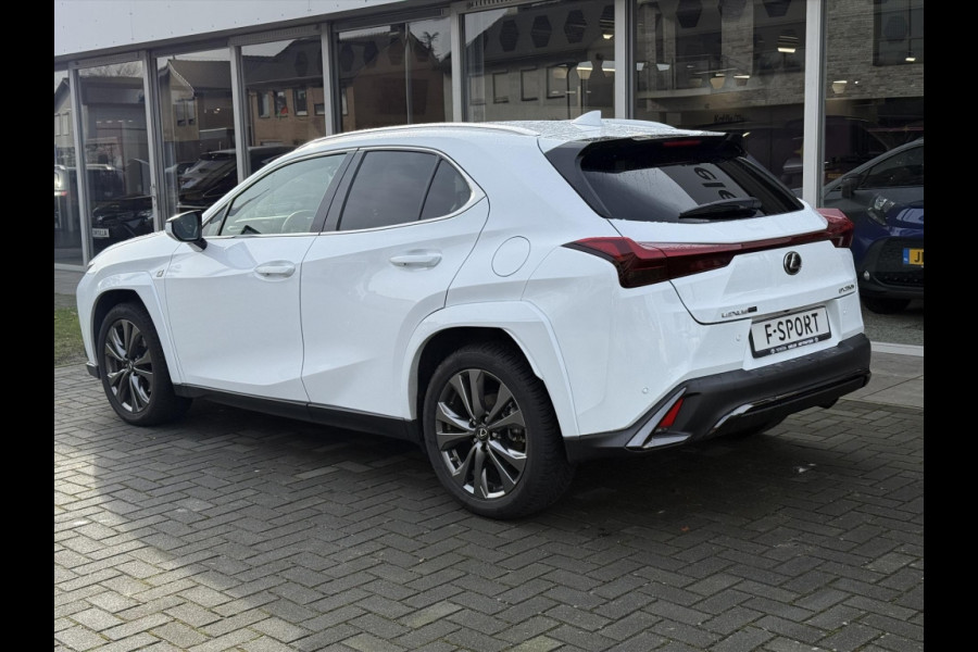 Lexus UX 250h F Sport Line | Facelift, Head up display, Blind Spot, 18 inch, Parkeersensoren, Stoel + Stuurverwarming, Groot scherm